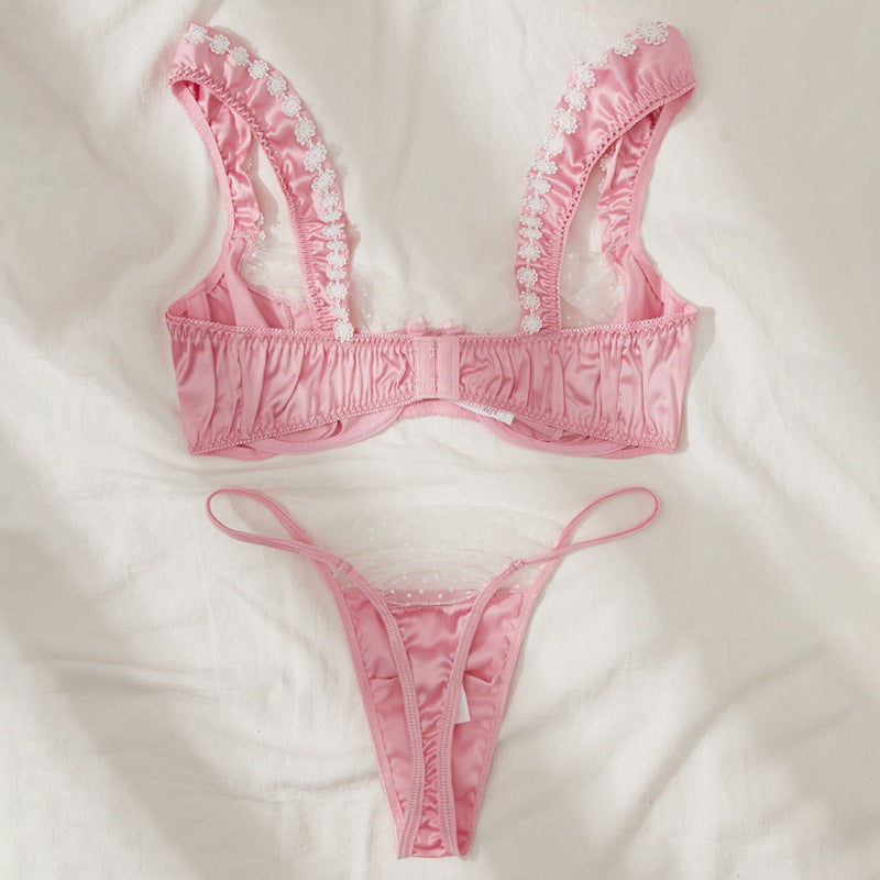 Conjunto de lingerie sexy de três peças Pure Desire com renda floral de alta qualidade