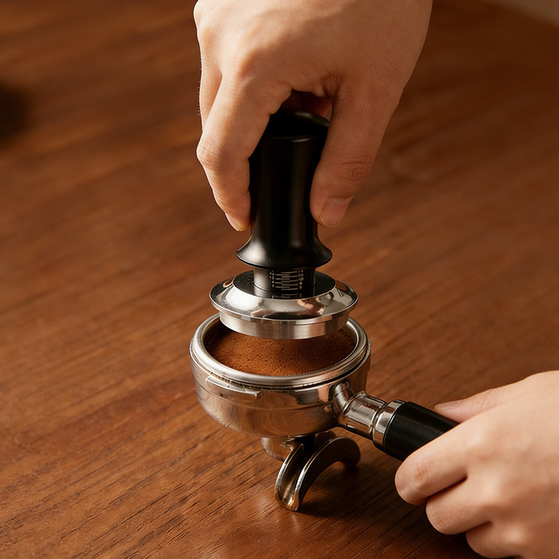 Compactador de café ajustável em aço inoxidável 304 com balança para expresso.