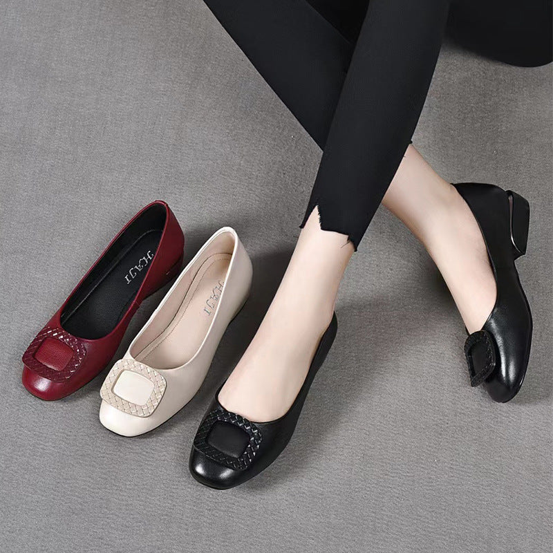 Sapatos femininos confortáveis, rasos, com salto plataforma, para mulheres de meia-idade e idosas.